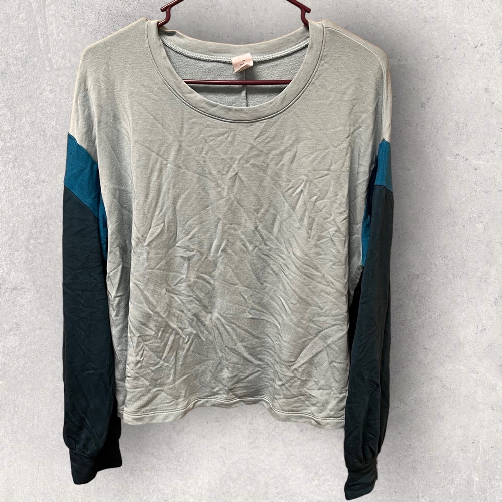 LIVI by Lane Bryant, Active Colorblock Sweater, Different Shades of Blue, 14/16